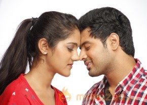 Hum Thum Movie Latest Stills photo 32