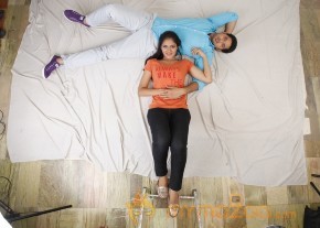 Hum Thum Movie Latest Stills photo 10
