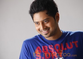 Hum Thum Movie Latest Stills photo 15