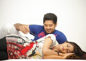 Hum Thum Movie Latest Stills photo 30