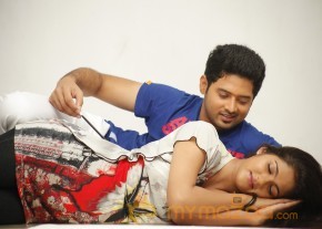 Hum Thum Movie Latest Stills photo 63