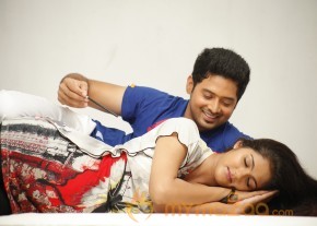 Hum Thum Movie Latest Stills photo 57