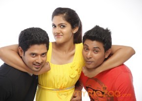 Hum Thum Movie Latest Stills photo 12