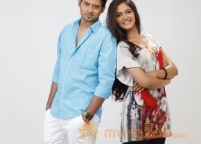 Hum Thum Movie Latest Stills photo 18