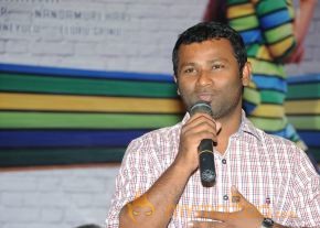 Hum Tum Movie Audio Launch Pics photo 36