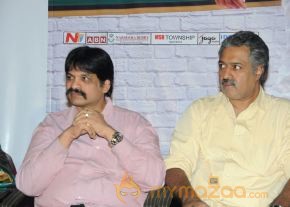 Hum Tum Movie Audio Launch Pics photo 43