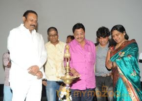 Hum Tum Movie Audio Launch Pics photo 46