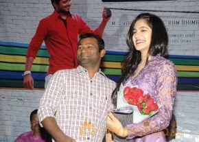 Hum Tum Movie Audio Launch Pics photo 25