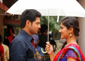 Hum Tum Movie Latest stills photo 4