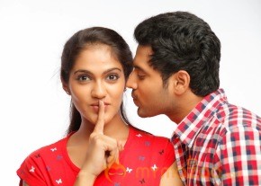 Hum Tum Movie Latest stills photo 15