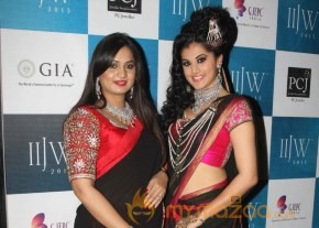 India International Jewelry Week 2013 Photos photo 23