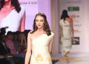 India Resortwear Fashion Week 2013 Photos photo 41