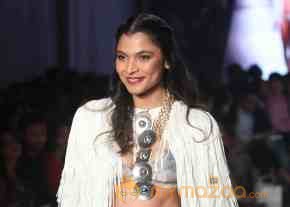India Resortwear Fashion Week 2013 Photos2 photo 30
