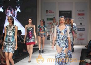 India Resortwear Fashion Week 2013 Photos2 photo 33