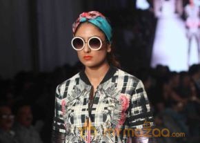 India Resortwear Fashion Week 2013 Photos2 photo 32