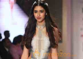 India Resortwear Fashion Week 2013 Photos2 photo 31