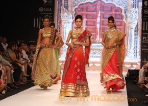 Indian Models At Saboo Fine Jewels Show at IIJW photo 10