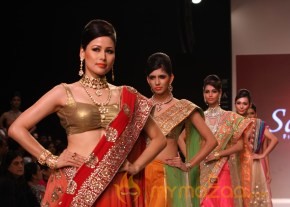 Indian Models At Saboo Fine Jewels Show at IIJW photo 11