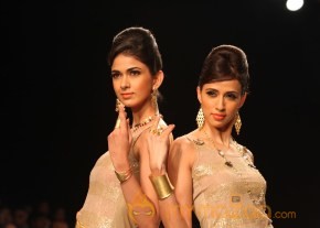 Indian Models At Saboo Fine Jewels Show at IIJW photo 6