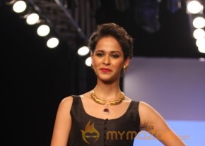 Indian Models Latest Photos photo 8