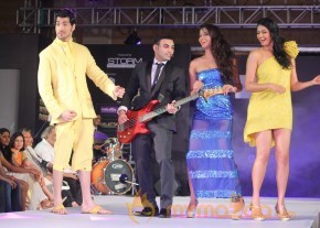 Indian Models Ramp Walk at CIFW Day3 photo 20