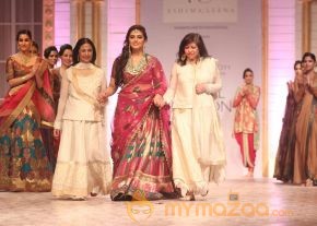 IndianBridal Fasion Week Photos photo 34