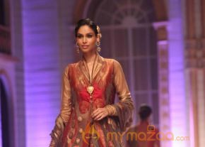 IndianBridal Fasion Week Photos photo 3