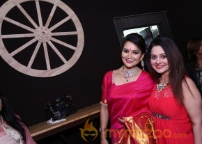 Indo Western Fashion Extravaganza Show Photos photo 31