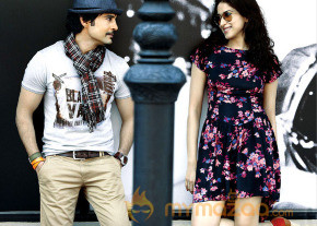 Ishk Actually Movie Wallpapers photo 6