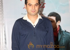 Ishkq In Paris Promotion At Reliance Digital Store  photo 4