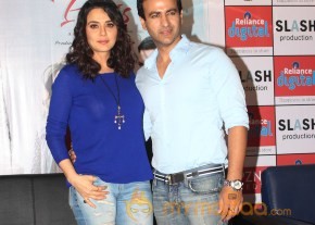 Ishkq In Paris Promotion At Reliance Digital Store  photo 35