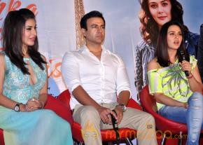 Ishq In Paris Movie Press Conference   photo 17