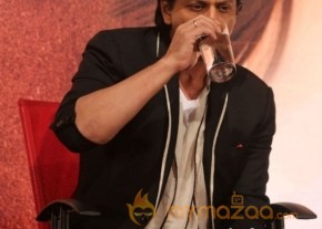 Jab Tak Hai Jan Movie Press Meet Stills photo 18