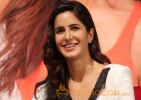 Jab Tak Hai Jan Movie Press Meet Stills photo 13
