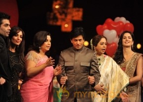 Jab takHai jaan team at India Got Talent photo 19