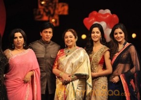 Jab takHai jaan team at India Got Talent photo 31