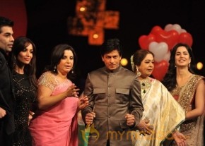 Jab takHai jaan team at India Got Talent photo 33