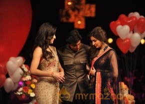 Jab takHai jaan team at India Got Talent photo 22