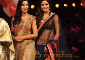 Jab takHai jaan team at India Got Talent photo 27