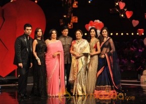Jab takHai jaan team at India Got Talent photo 13