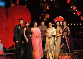Jab takHai jaan team at India Got Talent photo 10