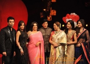 Jab takHai jaan team at India Got Talent photo 21