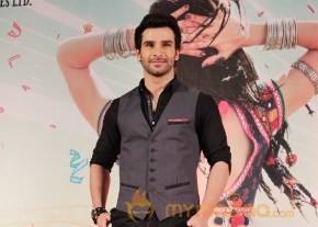 Jadoo Ki Jhappi Song Launch Photos  photo 3