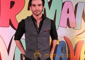 Jadoo Ki Jhappi Song Launch Photos  photo 44