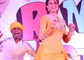 Jadoo Ki Jhappi Song Launch Photos  photo 37