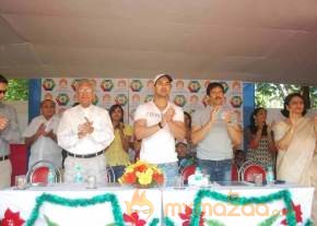 Jhon Abraham flags off  photo 11