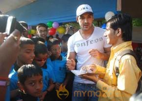 Jhon Abraham flags off  photo 14