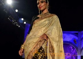 Joh Rivaaj Fashion Show Photos photo 51