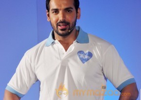 John Abraham Fulfills His Mother's Basketball Dream  photo 14