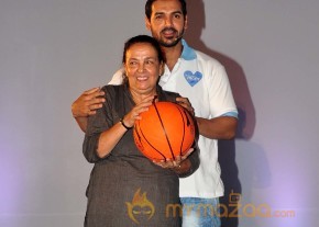 John Abraham Fulfills His Mother's Basketball Dream 
